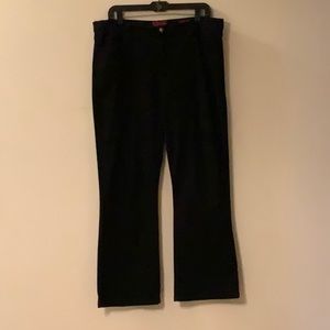 NYDJ Black Jeans (style # P400B, cut # 14466P)